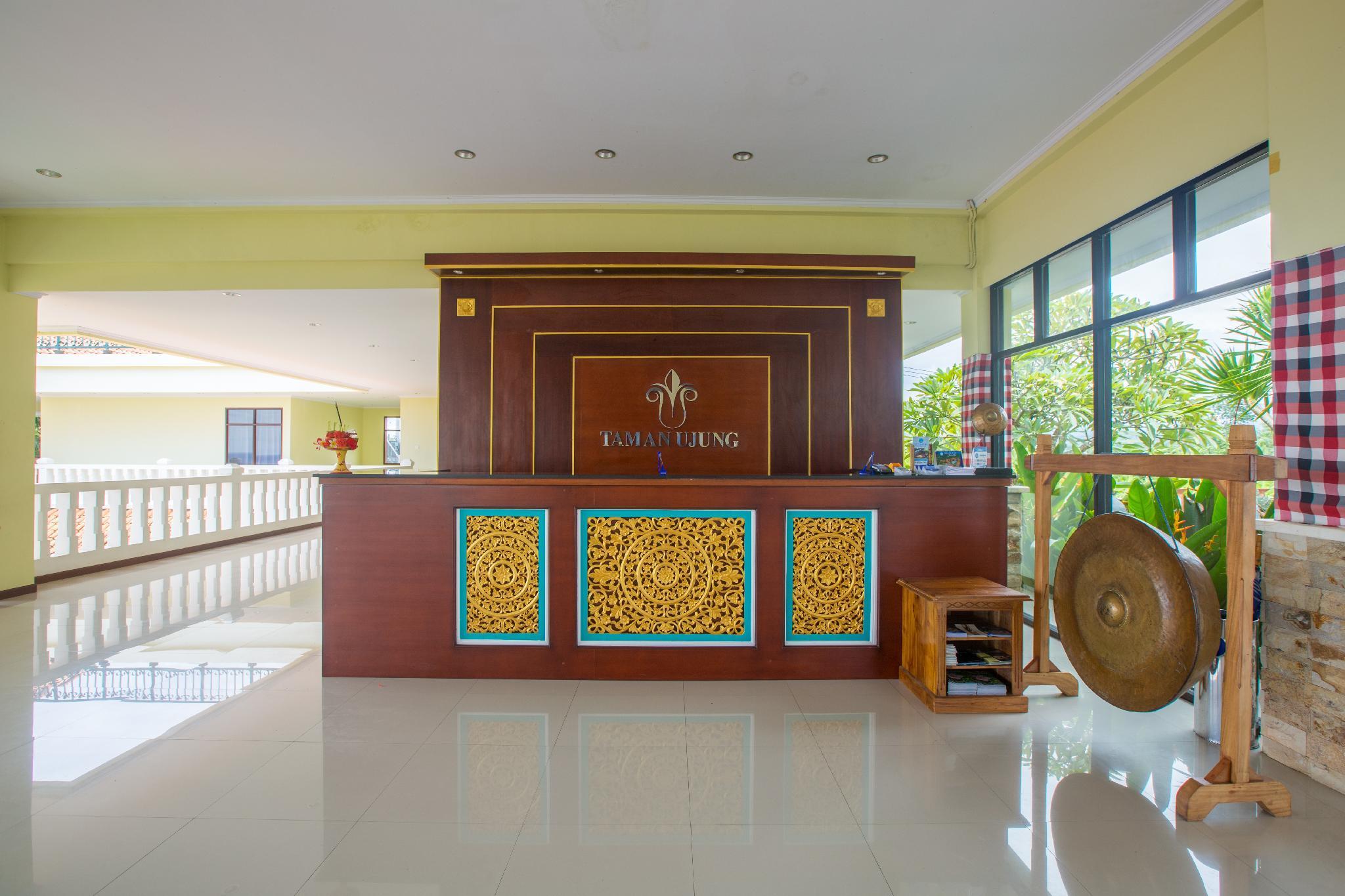 Taman Surgawi Resort&Spa Jasri Bagian luar foto