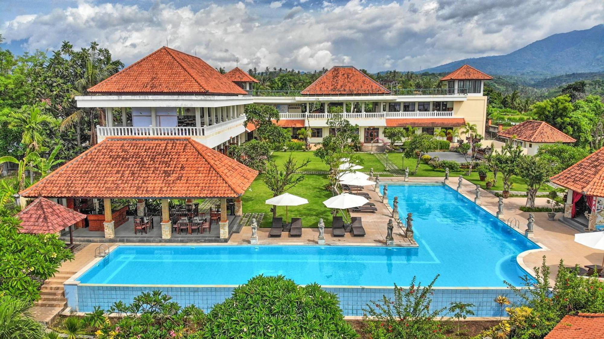 Taman Surgawi Resort&Spa Jasri Bagian luar foto