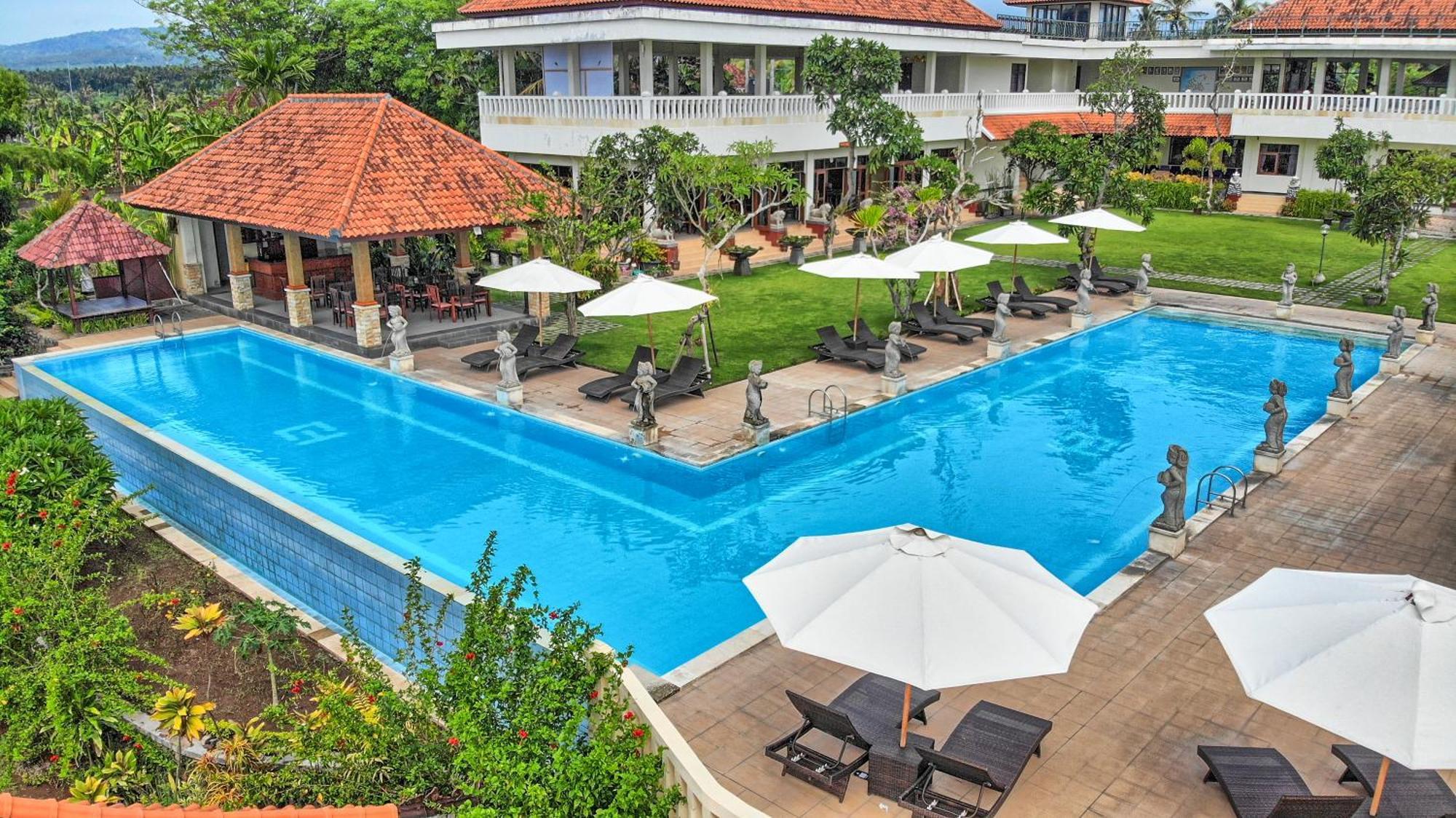 Taman Surgawi Resort&Spa Jasri Bagian luar foto